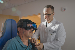 iology professioonal checks vision of patients Audiology professioonal checks vision of patients