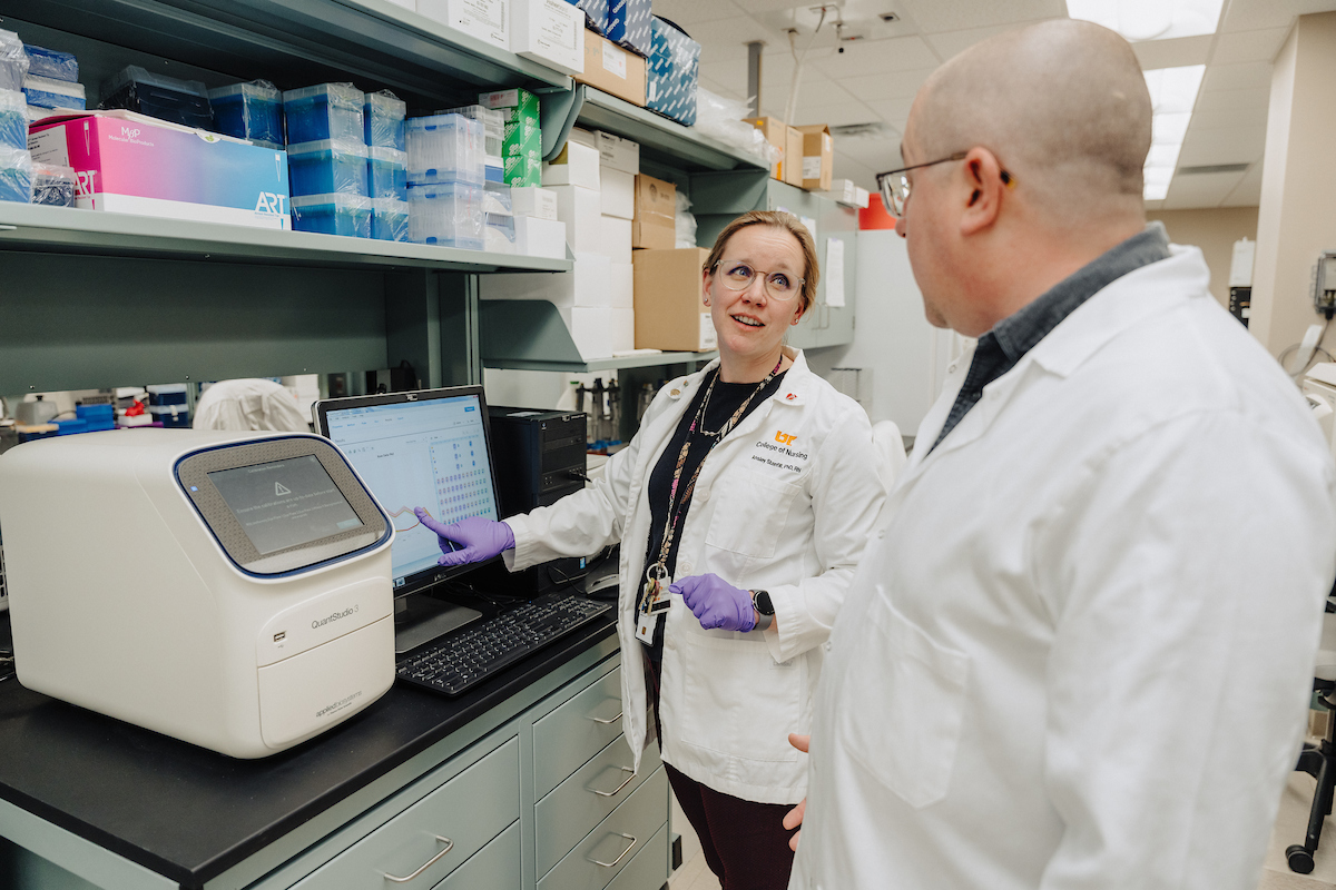 Woman and man in lab