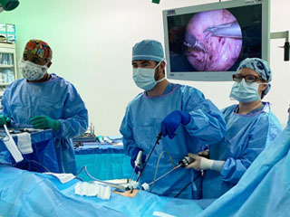 Residents in surgery